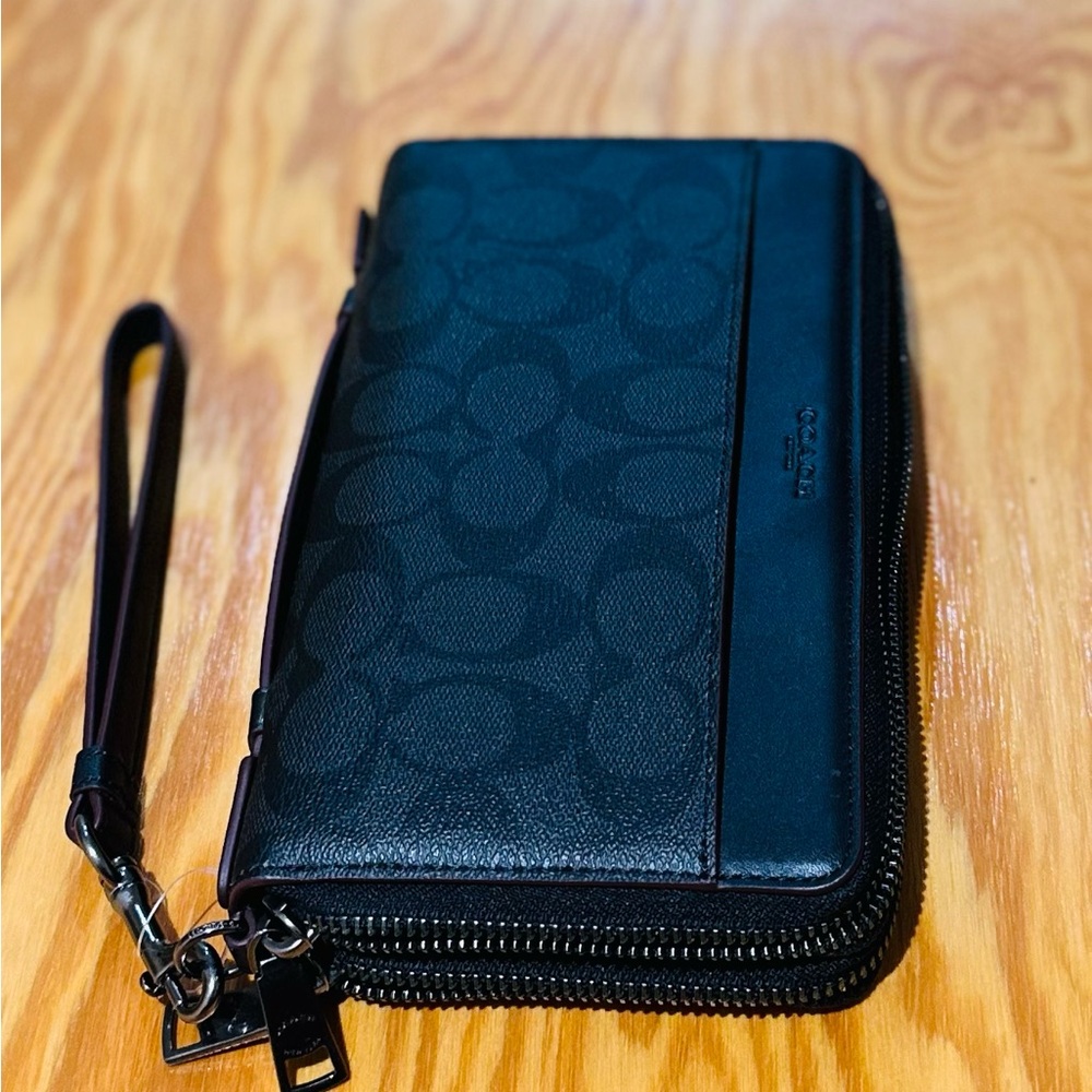 COACH SIGNATURE DOUBLE ZIP TRAVEL ORGANIZER